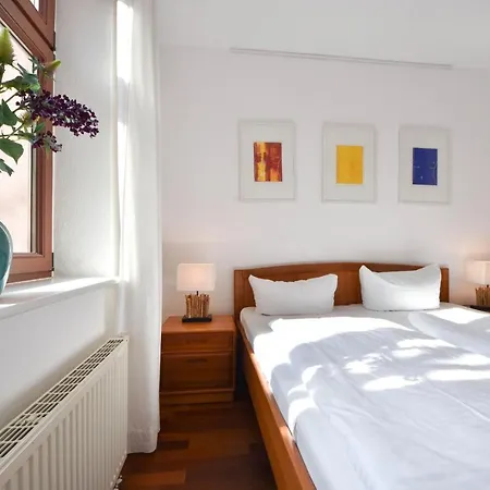 Hintze - Tusculum Apartment *